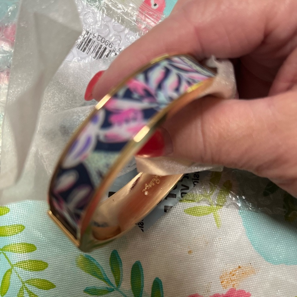 NWT Lilly Pulitzer GWP Photodome Bangle Bracelet - Picture 3 of 4